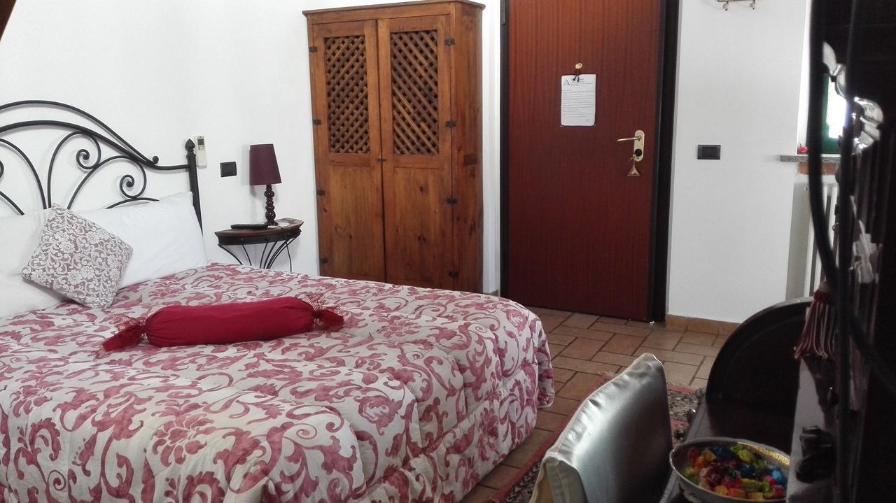 Agriturismo Maiocchi Βίλα Borgarello Δωμάτιο φωτογραφία